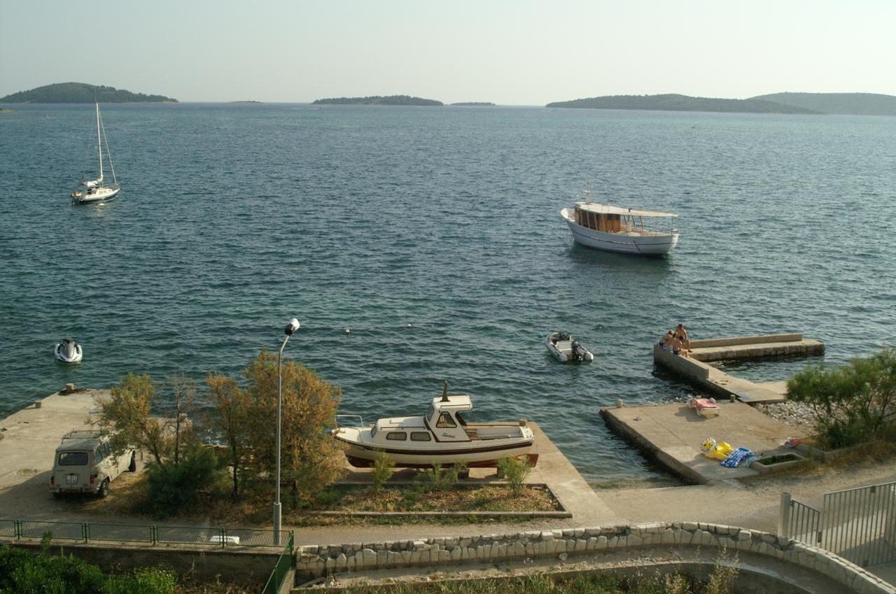 Apartments By The Sea Brodarica, Sibenik - 13615 Exteriör bild